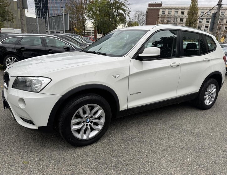 BMW X3 SUV / Terénní 2,0 l 135 kw