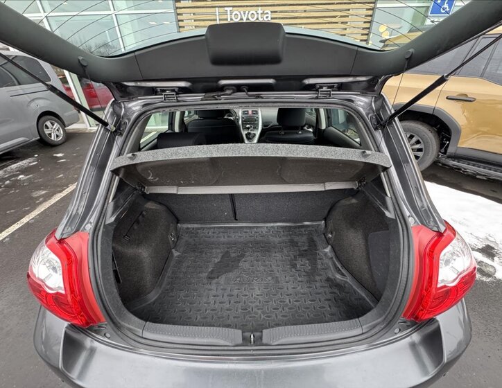 Toyota Auris Hatchback 1,6 l 97 kw