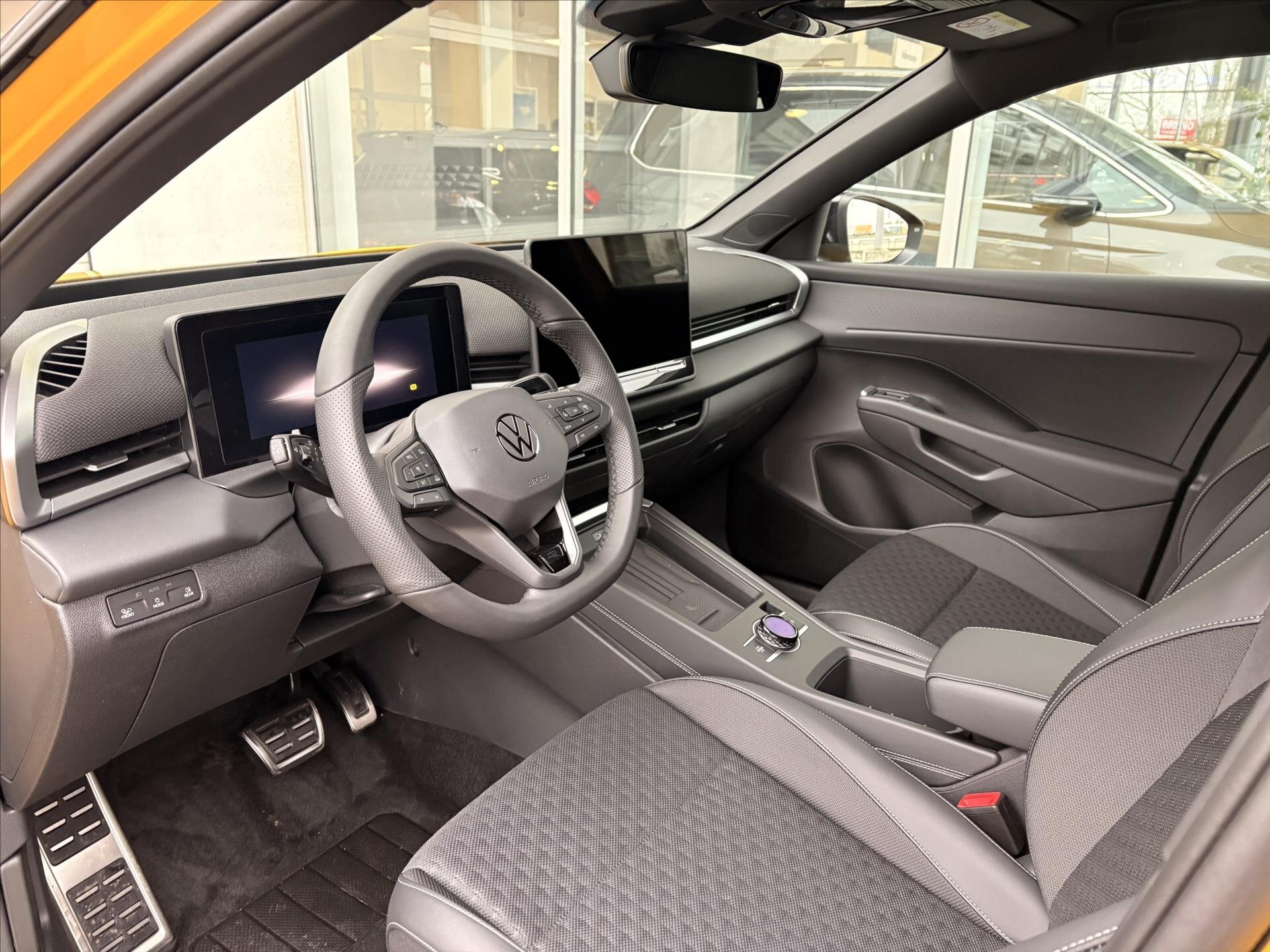 Volkswagen T-Roc SUV / Terénní 1,5 l 110 kw