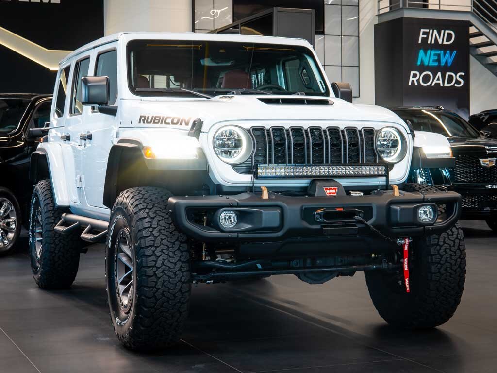 Jeep Wrangler Ostatní 6,4 l 350 kw