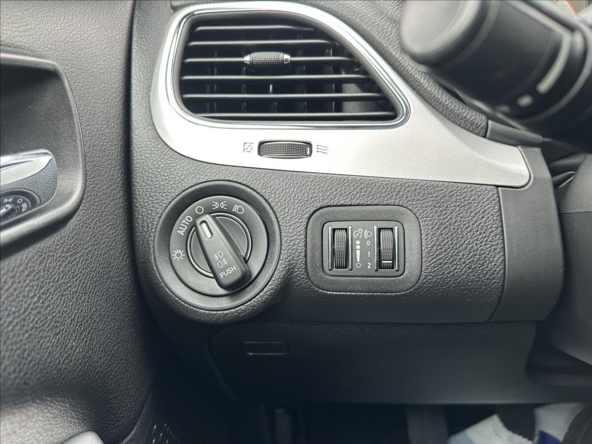 Fiat Freemont SUV / Terénní 2,0 l 103 kw