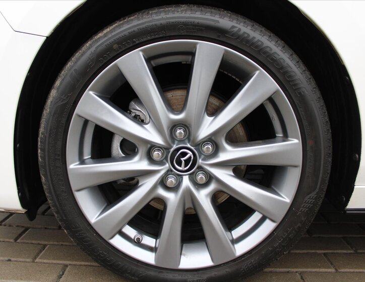 Mazda 3 Sedan 2,0 l 90 kw