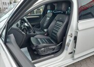 Volkswagen Passat 12