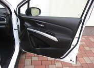 Suzuki S-Cross Hatchback 998,0 82 kw