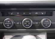 Volkswagen Caravelle Kombi 2,0 l 110 kw