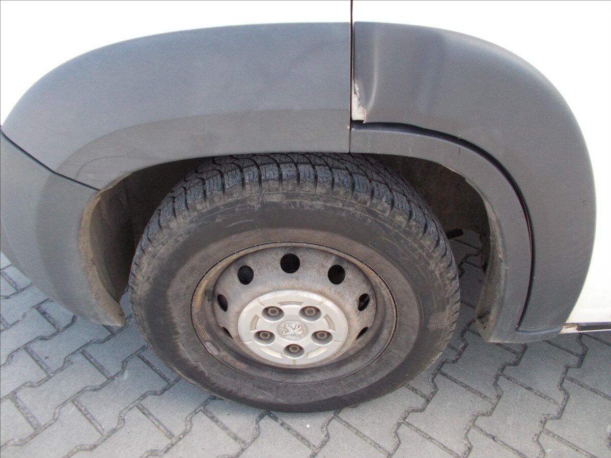 Peugeot Boxer Skříň 2,0 l 120 kw