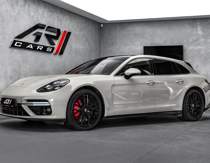Porsche Panamera 1