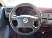 Volkswagen Caravelle Kombi 2,5 l 75 kw