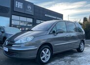 Peugeot 807 MPV 2,0 l 120 kw
