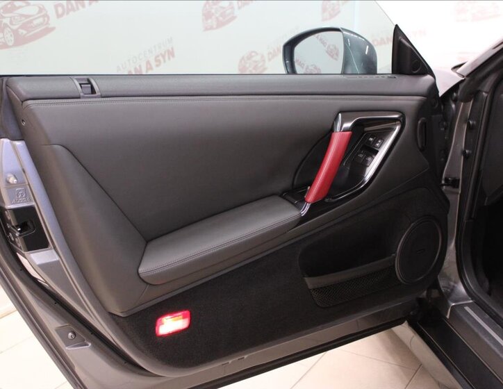 Nissan GT-R Kupé 3,8 l 390 kw