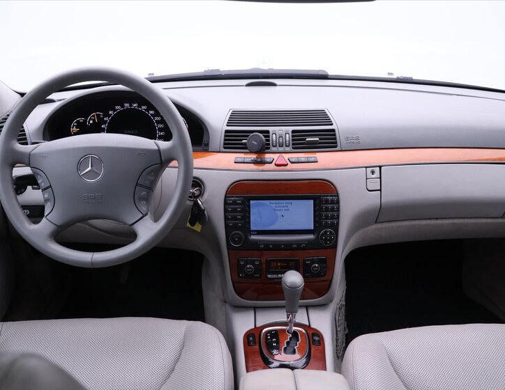 Mercedes-Benz Třídy S Sedan / Limuzína 3,2 l 150 kw