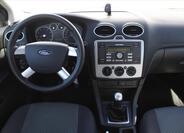 Ford Focus 13