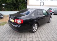 Volkswagen Jetta Sedan 1,4 l 90 kw