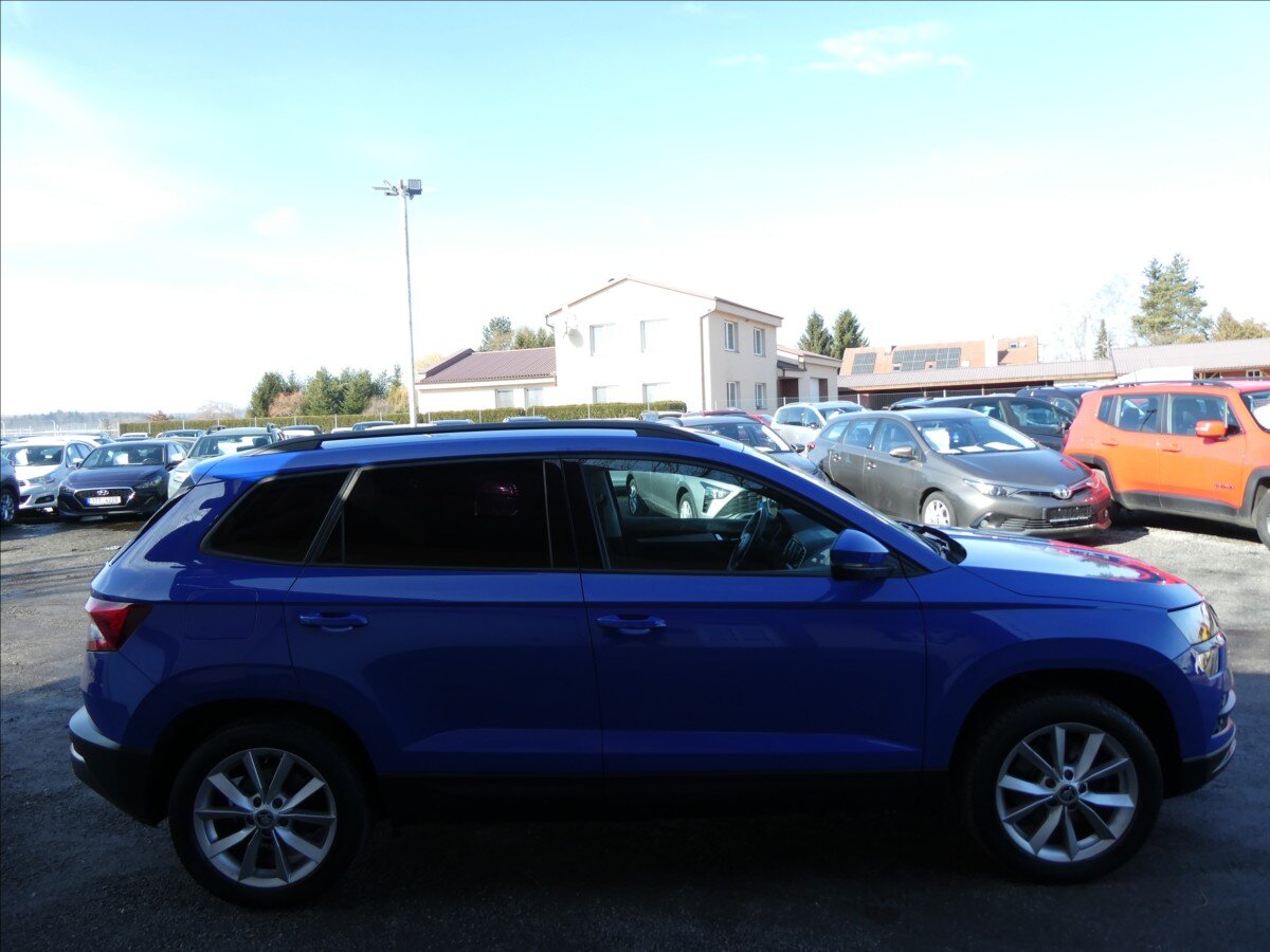 Škoda Karoq SUV / Terénní 2,0 l 110 kw