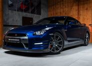 Nissan GT-R 4