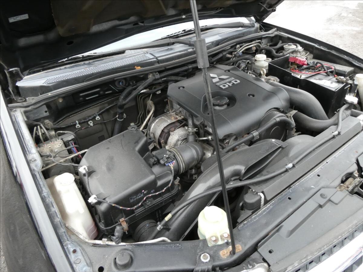 Mitsubishi L200 Pick-up 2,5 l 100 kw