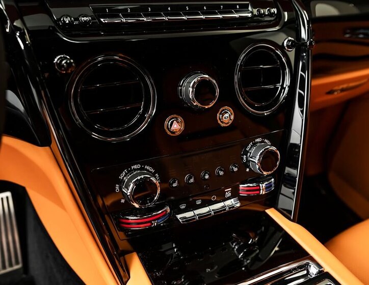 Rolls-Royce Cullinan SUV 6,7 l 441 kw