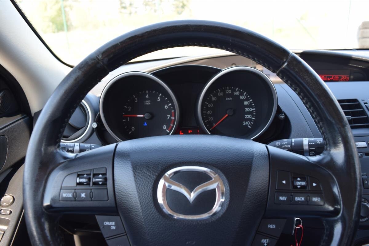 Mazda 3 Hatchback 1,6 l 77 kw