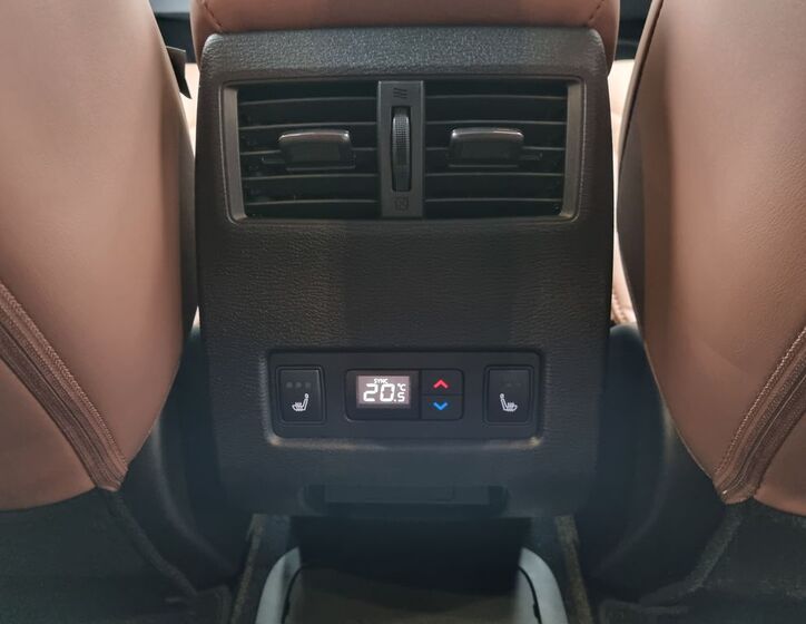 Mitsubishi Outlander 27