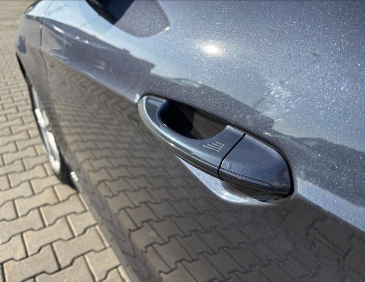 Ford Galaxy Kombi 2,0 l 140 kw