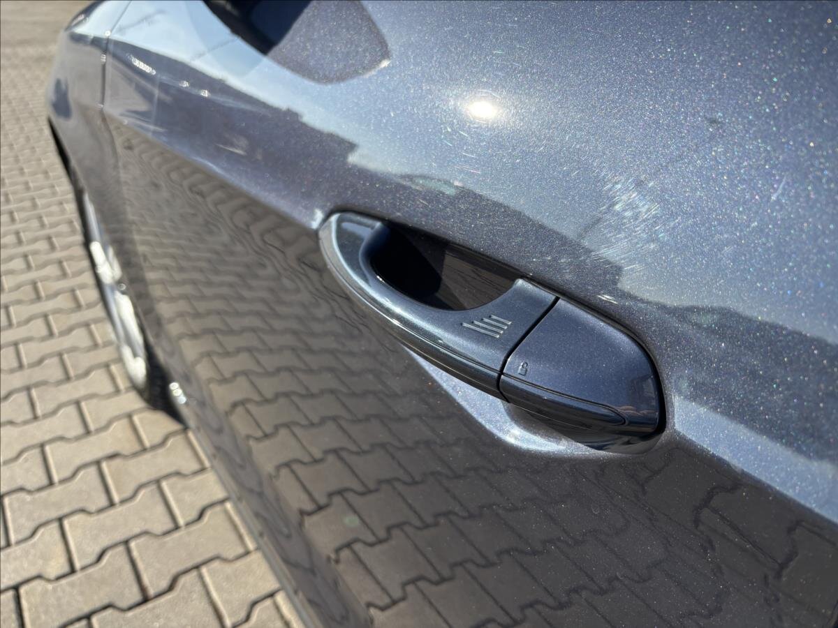 Ford Galaxy Kombi 2,0 l 140 kw