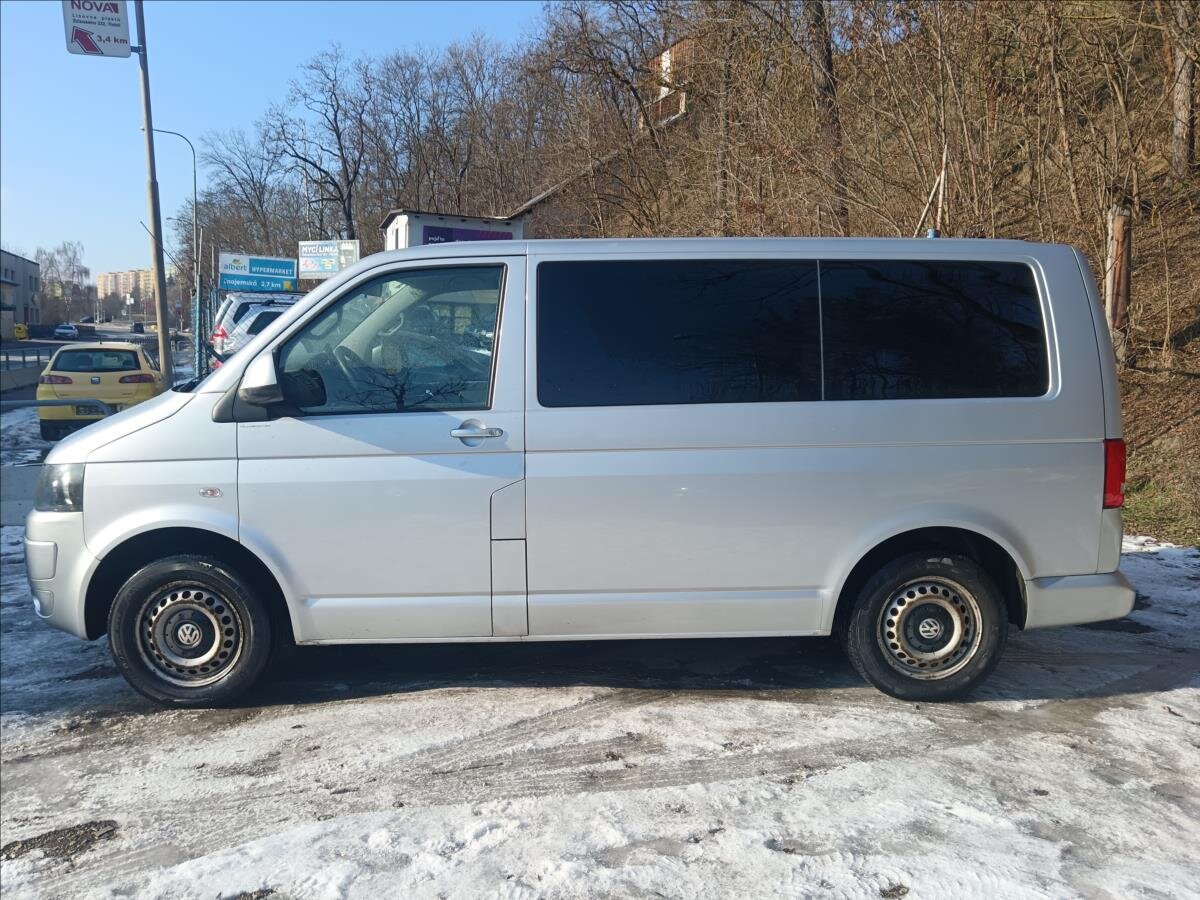 Volkswagen Multivan MPV 2,0 l 75 kw