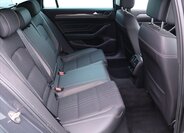 Volkswagen Passat 12