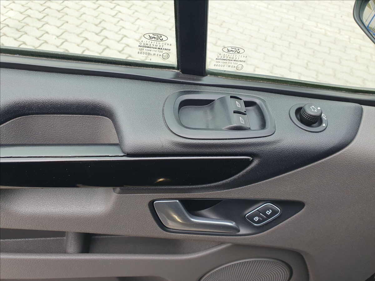 Ford Tourneo Custom Ostatní 2,0 l 96 kw