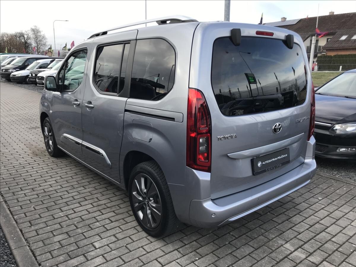 Toyota ProAce City Verso Kombi 1,5 l 96 kw