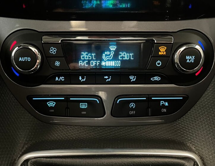 Ford Tourneo Connect MPV 1,5 l 88 kw