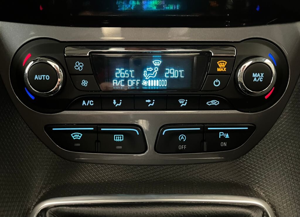 Ford Tourneo Connect MPV 1,5 l 88 kw