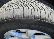 Volvo XC70 Kombi 2,4 l 151 kw