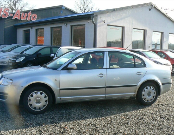 Škoda Superb Sedan 1,9 l 74 kw