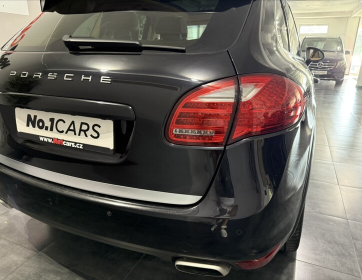 Porsche Cayenne 26