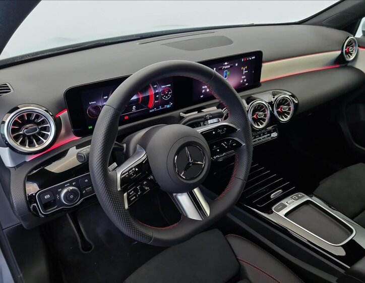 Mercedes-Benz Třídy A 9