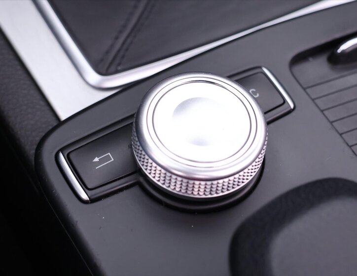 Mercedes-Benz Třídy E Kabriolet 2,1 l 125 kw