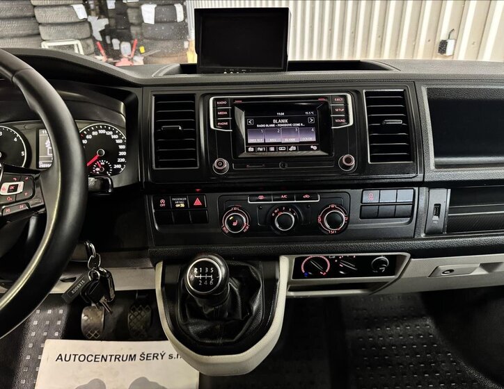 Volkswagen Transporter Valník 2,0 l 110 kw