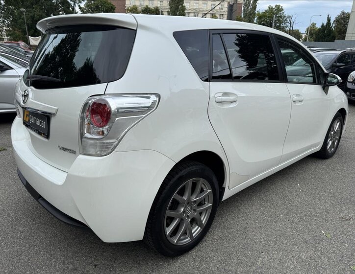 Toyota Verso MPV 2,0 l 91 kw