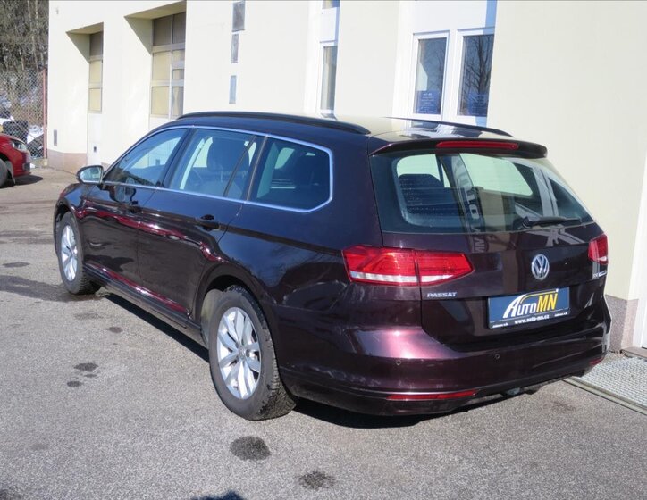 Volkswagen Passat Kombi 1,4 l 92 kw