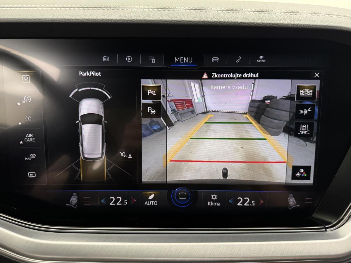 Volkswagen Touareg SUV / Terénní 3,0 l 210 kw