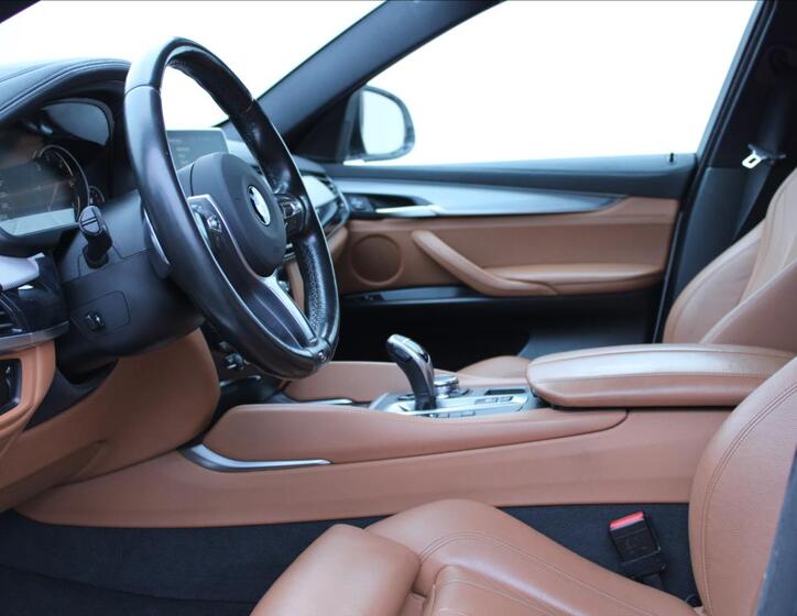 BMW X6 15