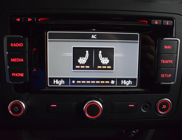 Volkswagen Touran MPV 1,6 l 77 kw