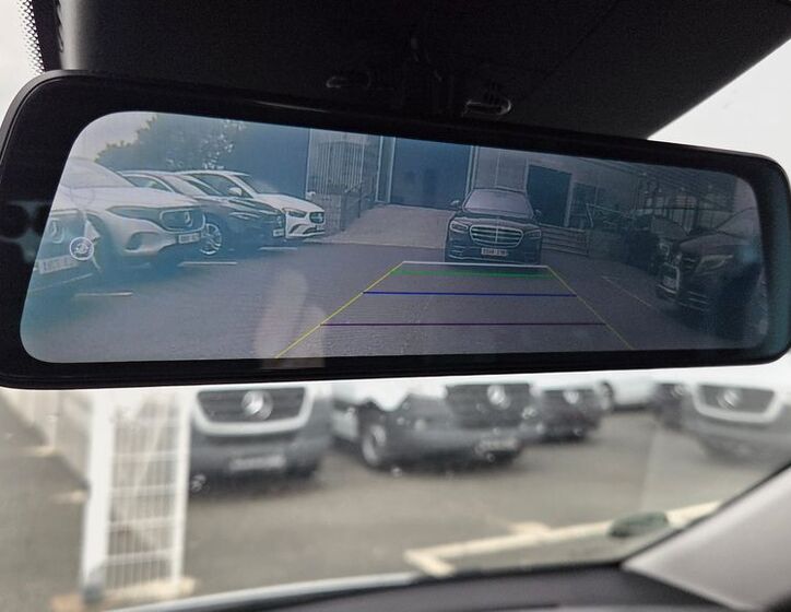 Mercedes-Benz Vito 13