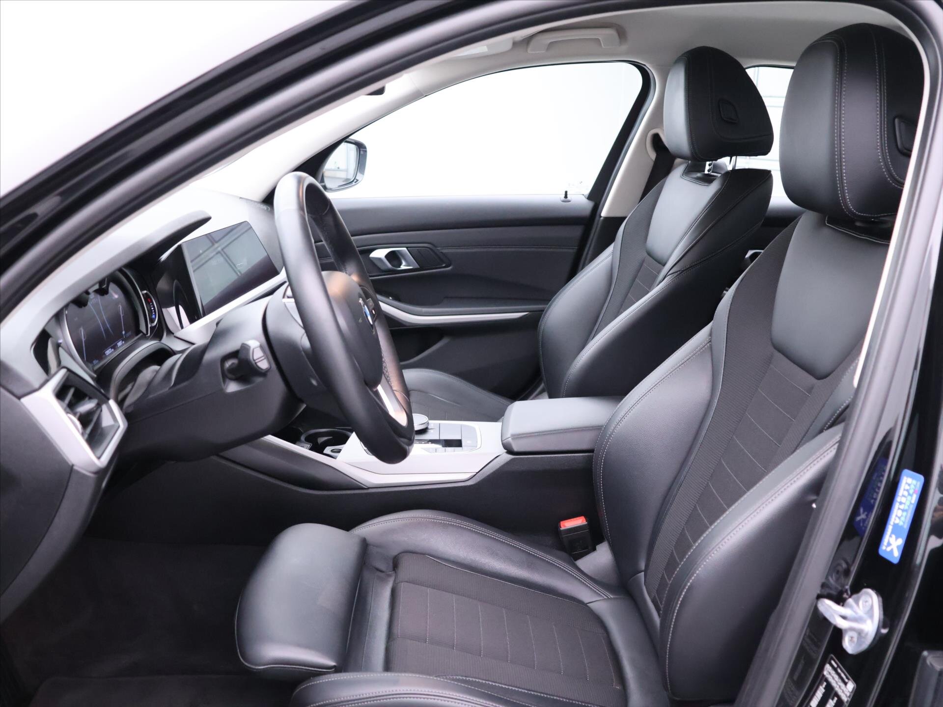 BMW Řada 3 Sedan / Limuzína 2,0 l 140 kw