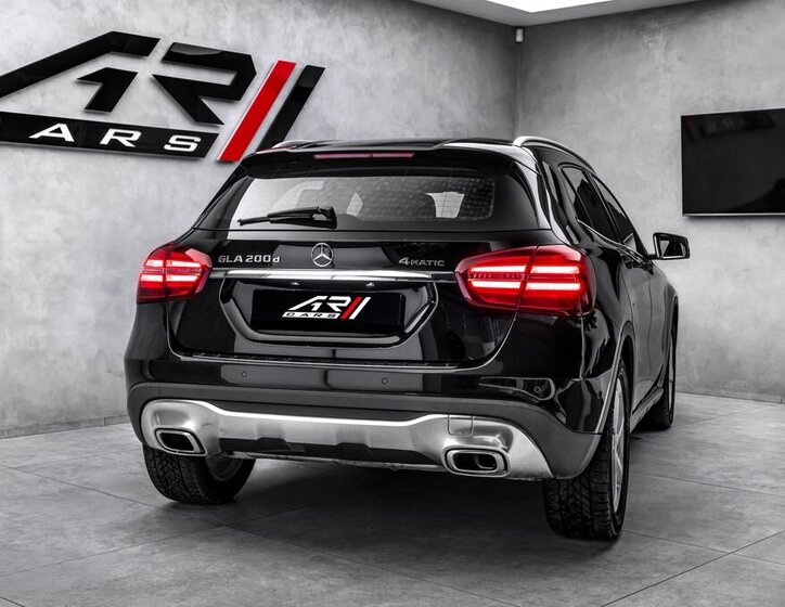 Mercedes-Benz GLA SUV 2,1 l 100 kw