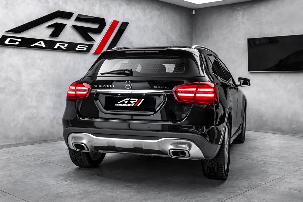 Mercedes-Benz GLA SUV 2,1 l 100 kw
