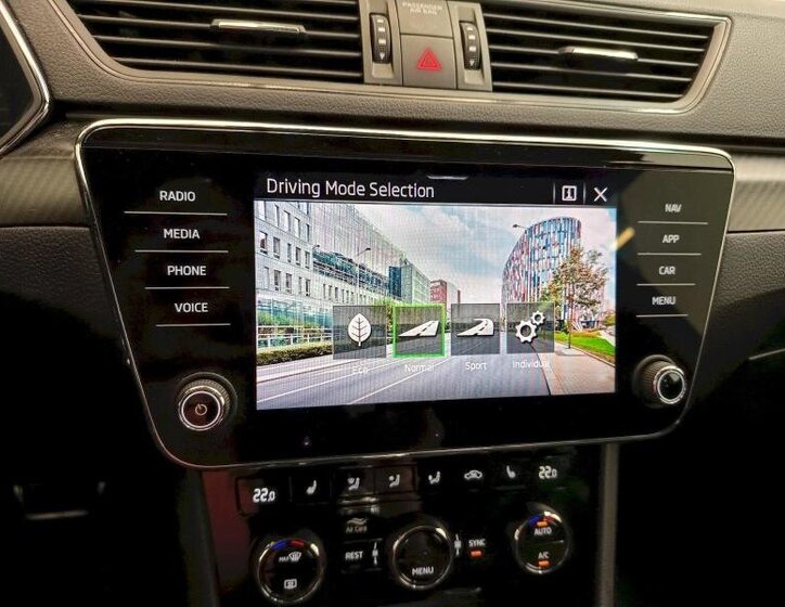 Škoda Superb Sedan / Limuzína 2,0 l 147 kw