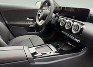 Mercedes-Benz CLA 12