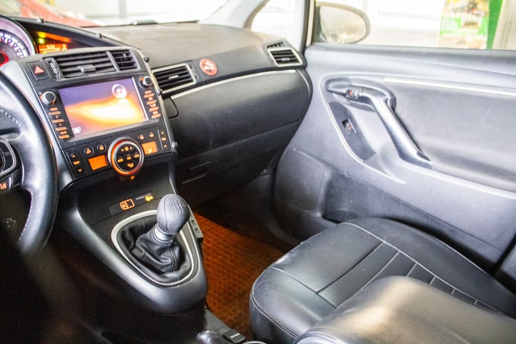 Toyota Verso MPV 1,6 l 97 kw