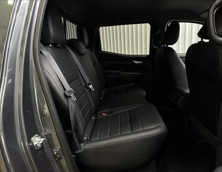 Mercedes-Benz Třídy X 32